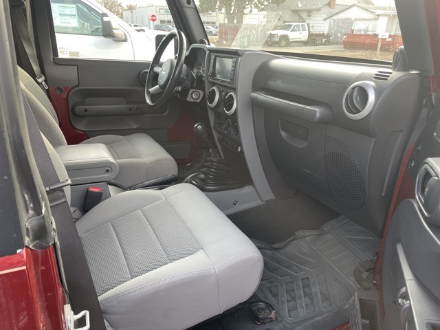 2008 Jeep Wrangler Sahara photo 3