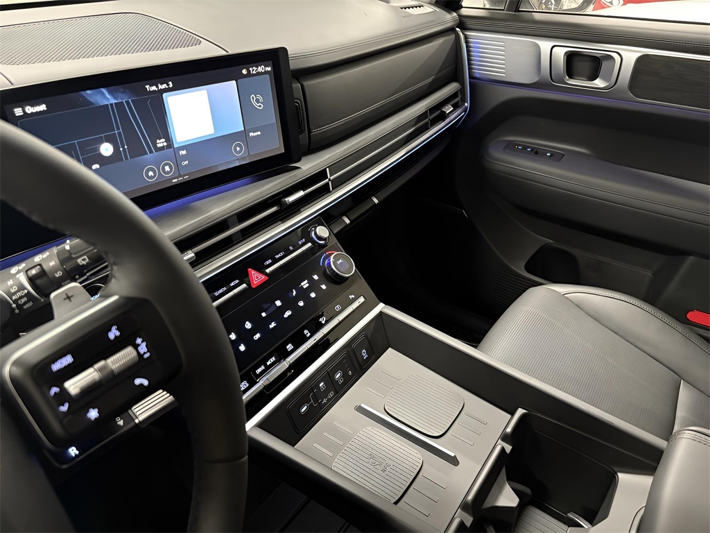 2025 Hyundai Santa Fe Limited photo 10