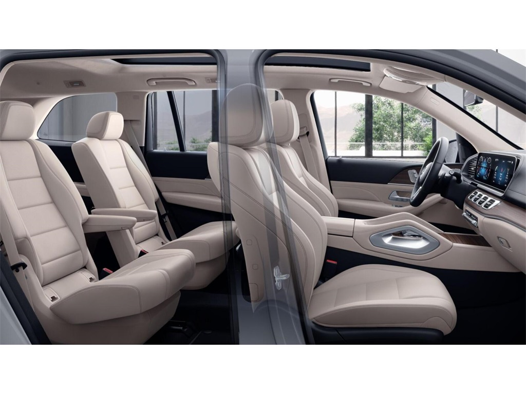 2022 Mercedes Benz GLS 450 4MATIC photo 4