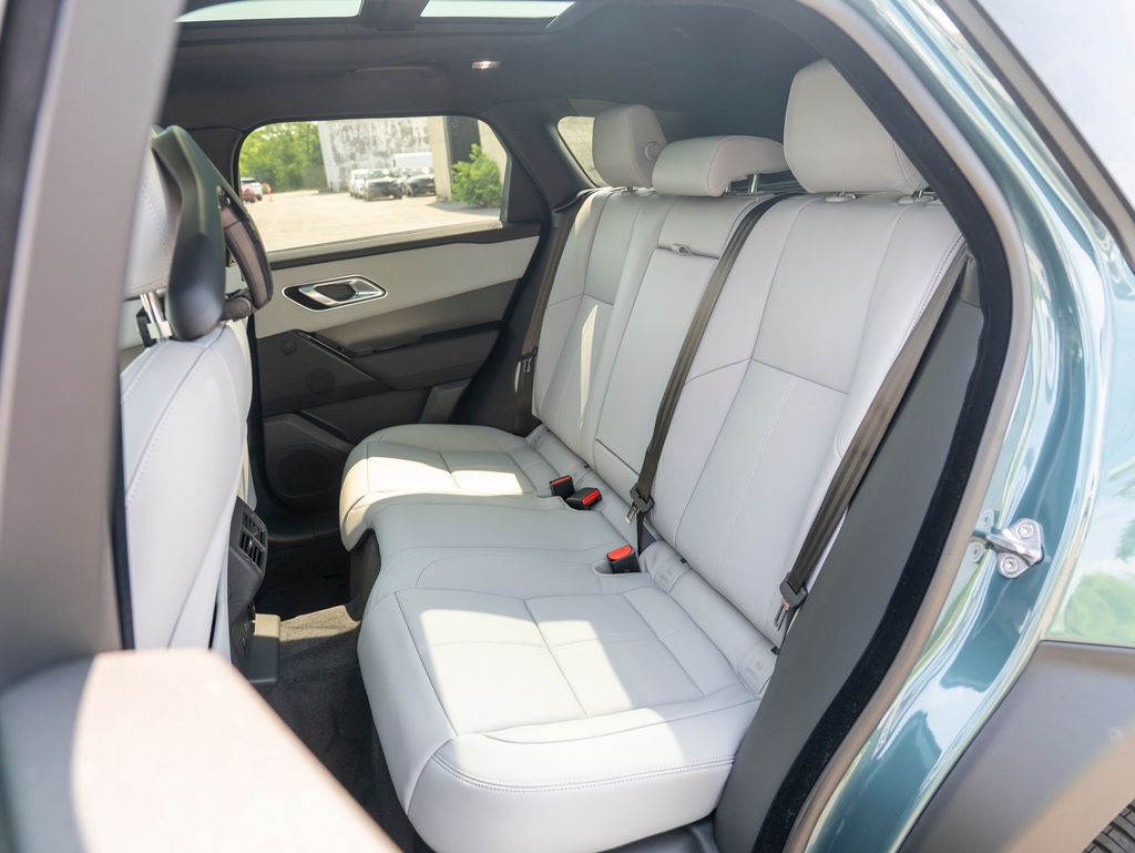 2026 Land Rover Range Rover Velar S photo 22