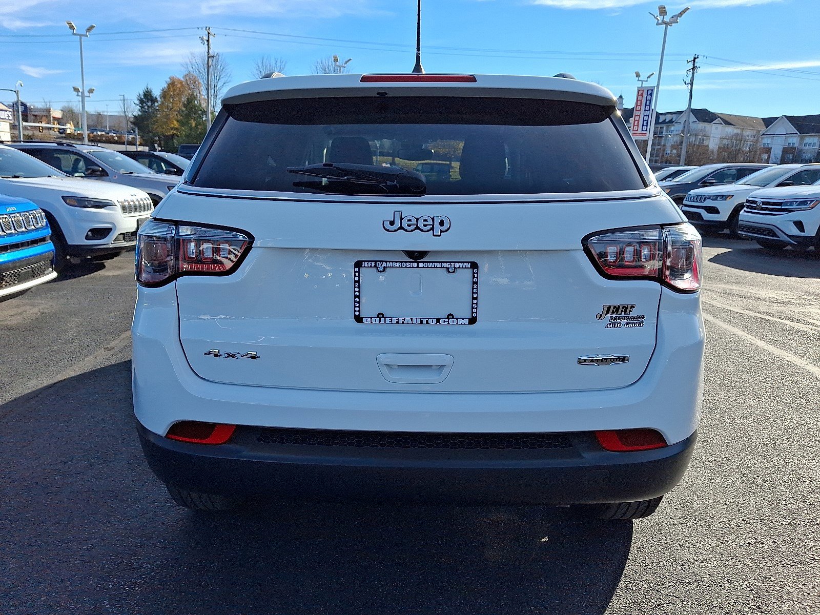 2022 Jeep Compass Latitude photo 4