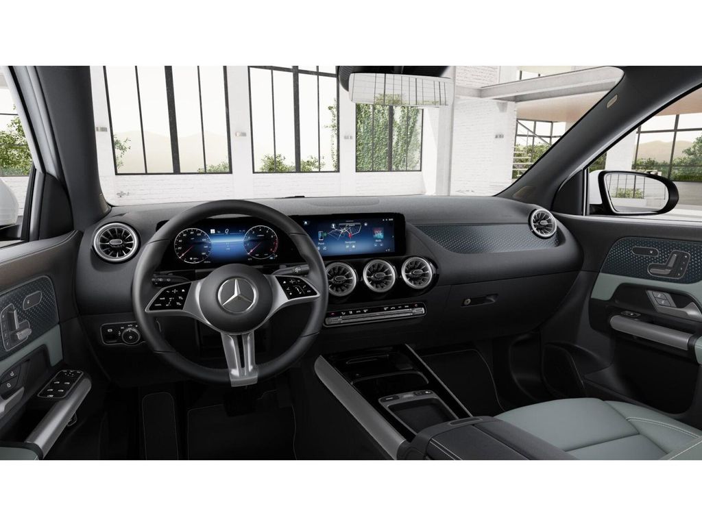 2026 Mercedes Benz GLA 250 photo 3