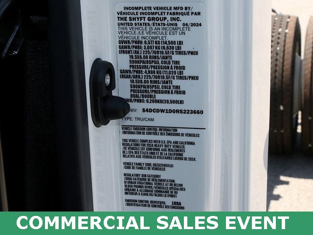 2024 Chevrolet Silverado 4500HD photo 4