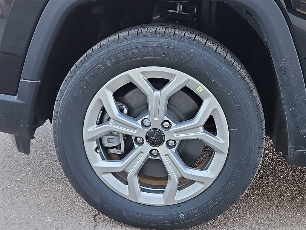 2025 Jeep Compass Latitude photo 6