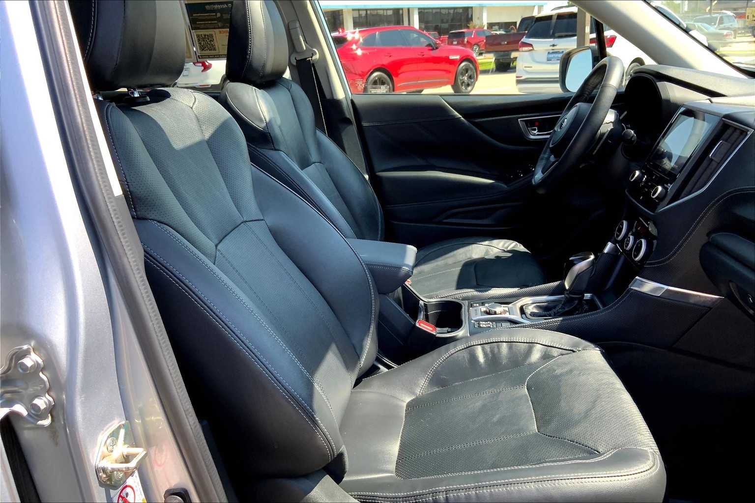 2019 Subaru Forester Touring photo 16