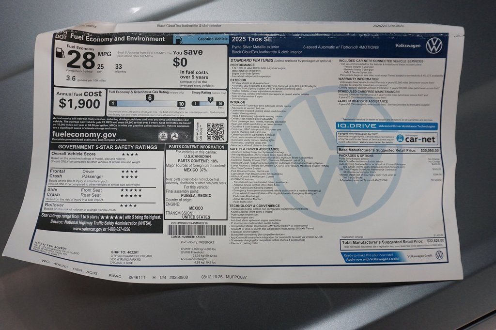 2025 Volkswagen Taos SE photo 26