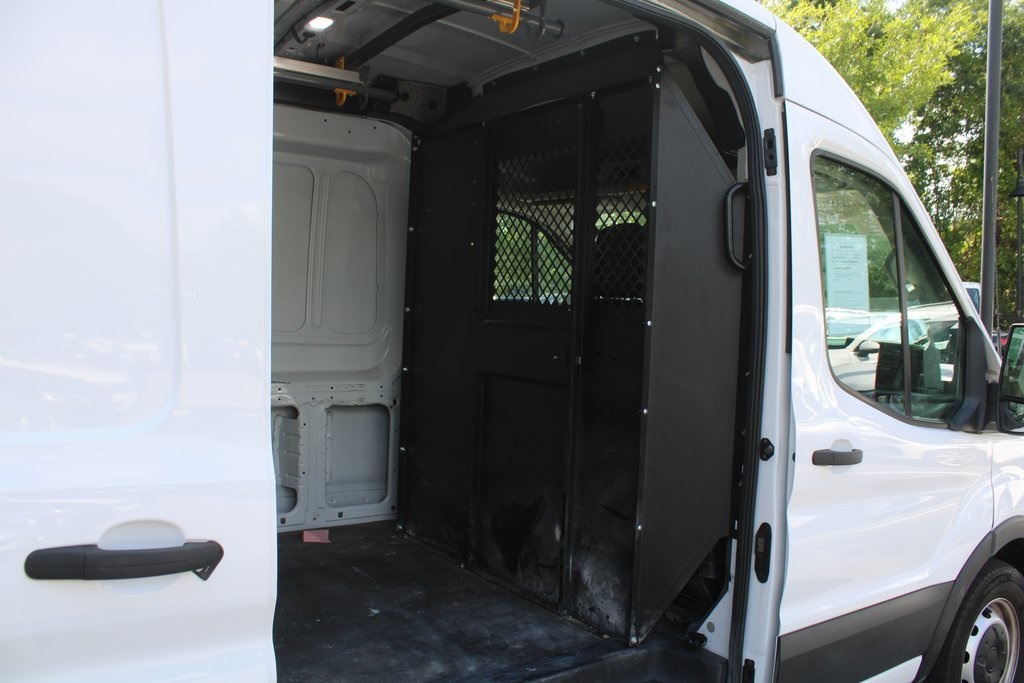 2020 Ford Transit Cargo Van photo 5