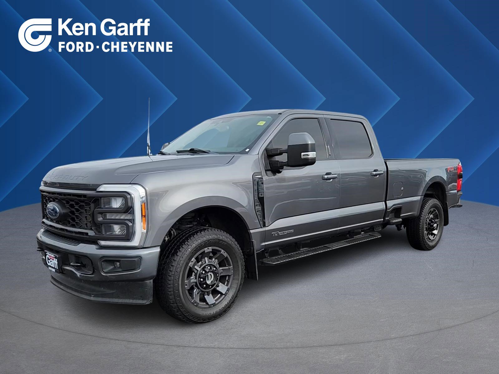 2023 Ford F-350 Super Duty Lariat's photo