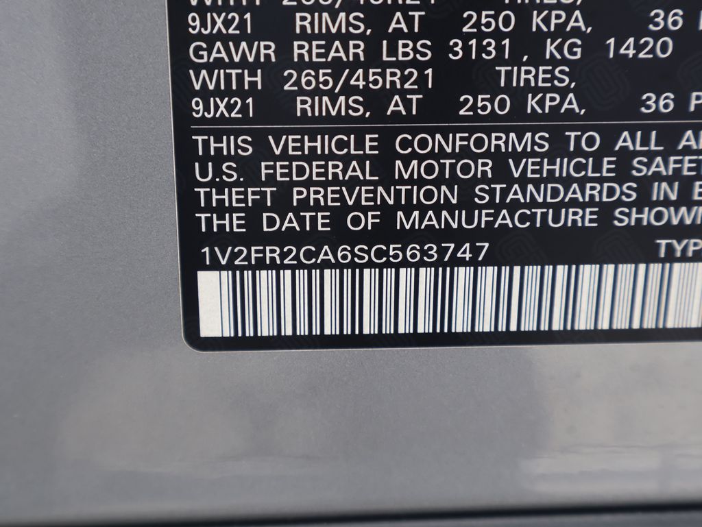 2025 Volkswagen Atlas SEL Premium R-Line photo 39