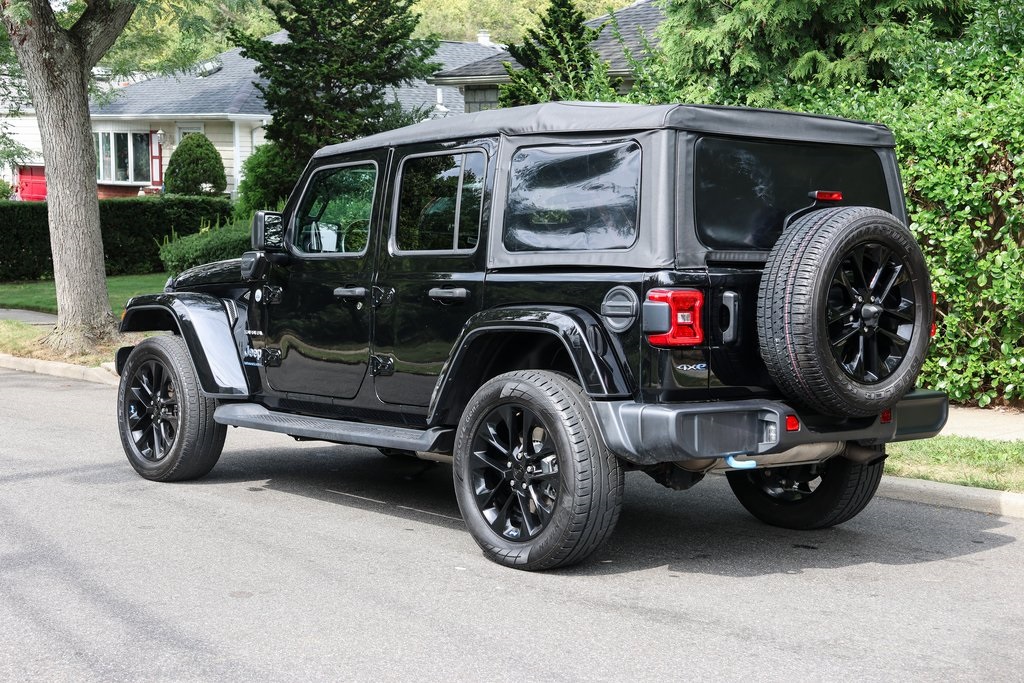 2023 Jeep Wrangler Sahara 4xe photo 3