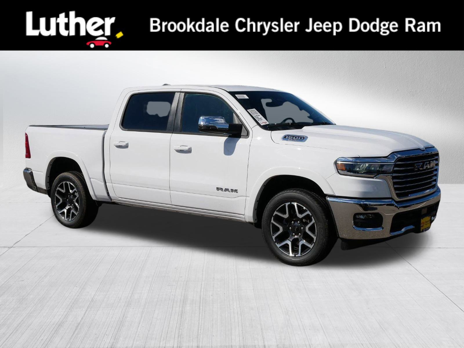 NEW 2025 RAM 1500 LARAMIE CREW CAB 4X4 5'7' BOX