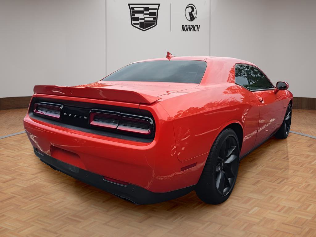 2022 Dodge Challenger R/T photo 4