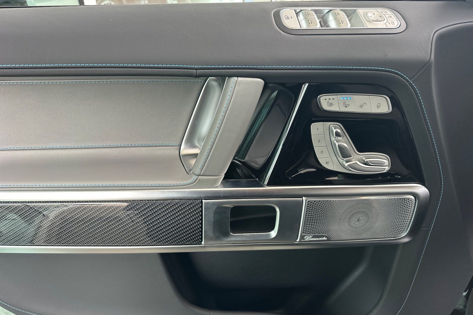 2025 Mercedes Benz G photo 20