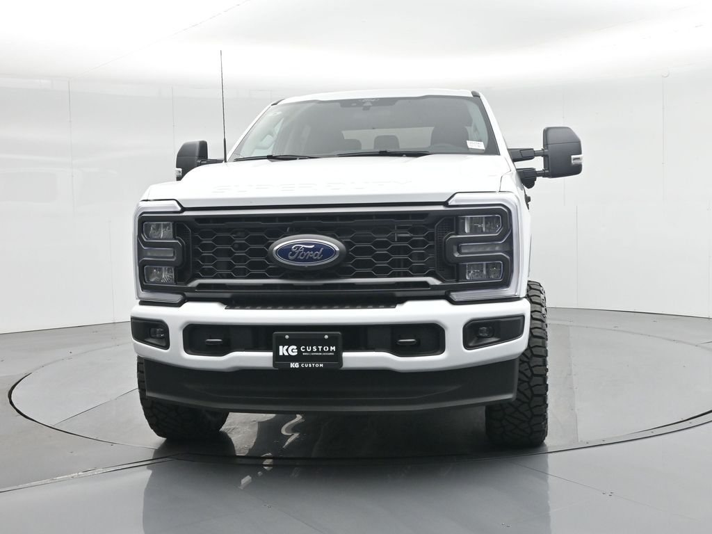 2025 Ford F-250 photo 50