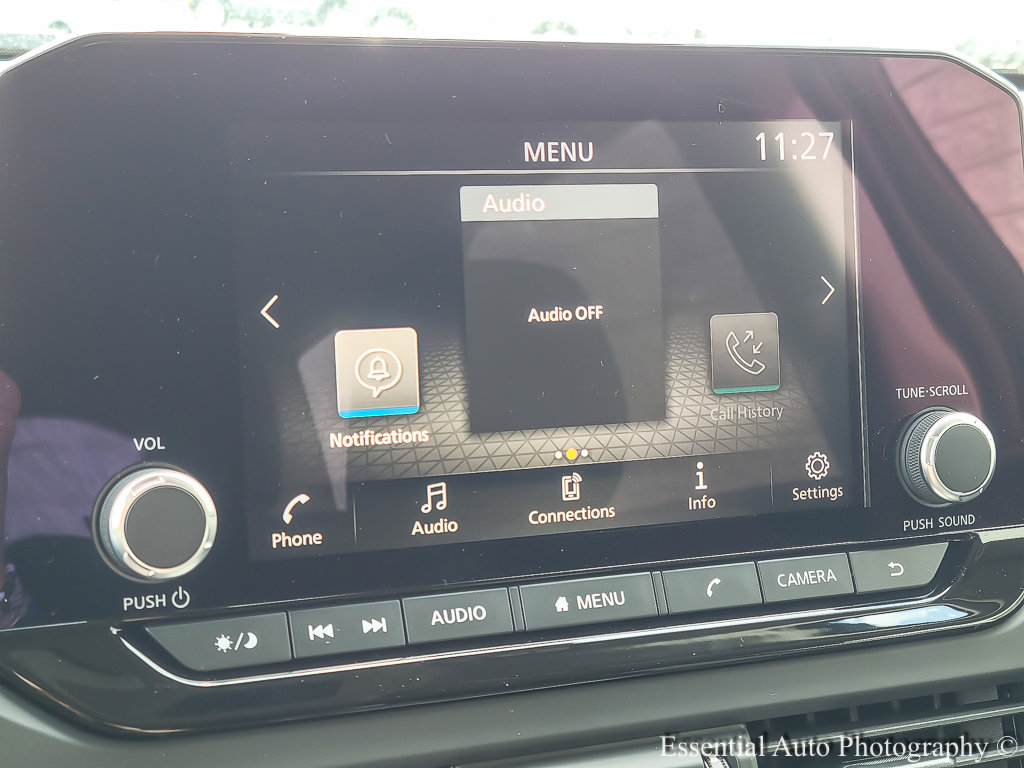 2025 Nissan Pathfinder S photo 13