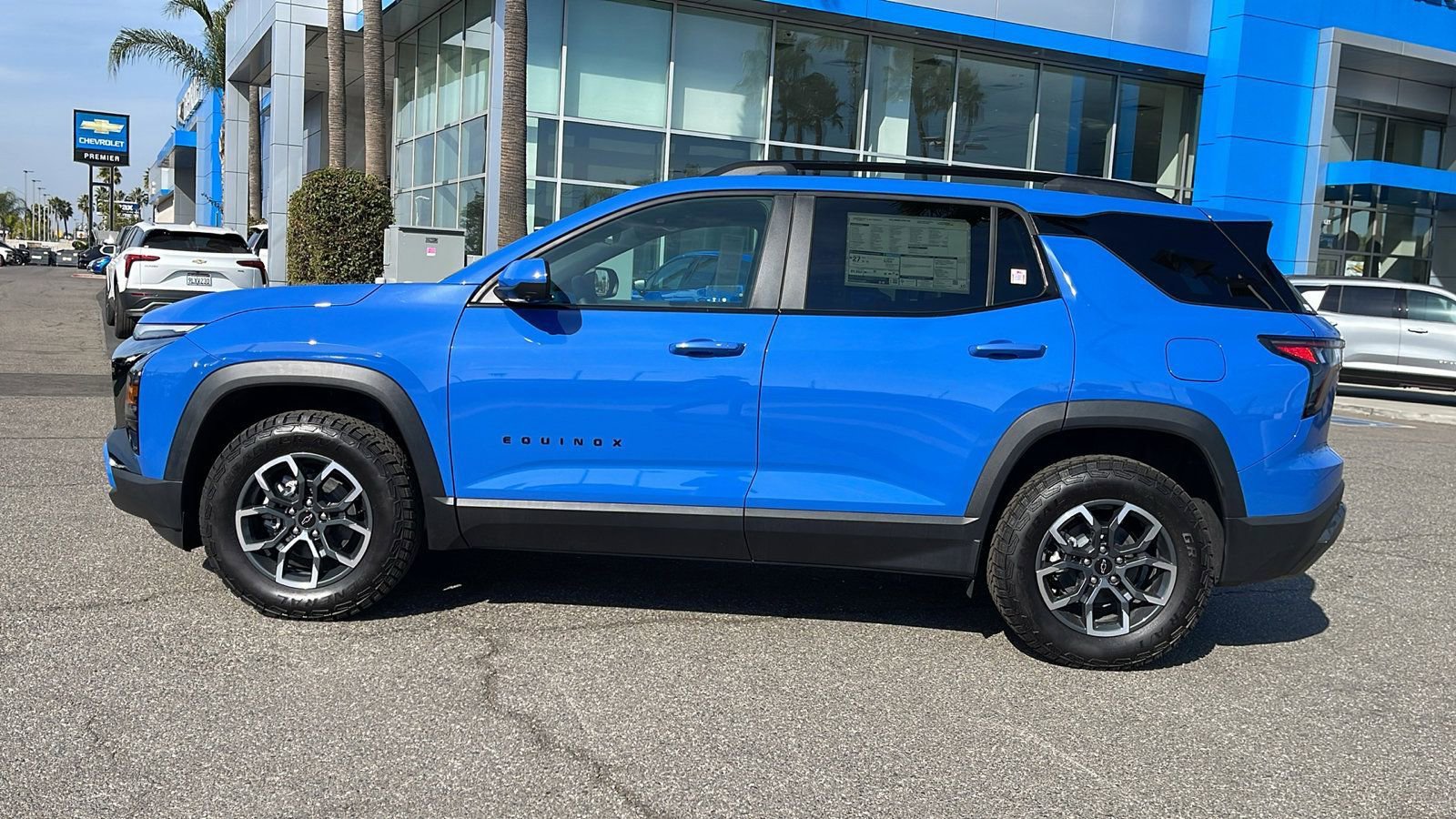 2025 Chevrolet Equinox ACTIV photo 3