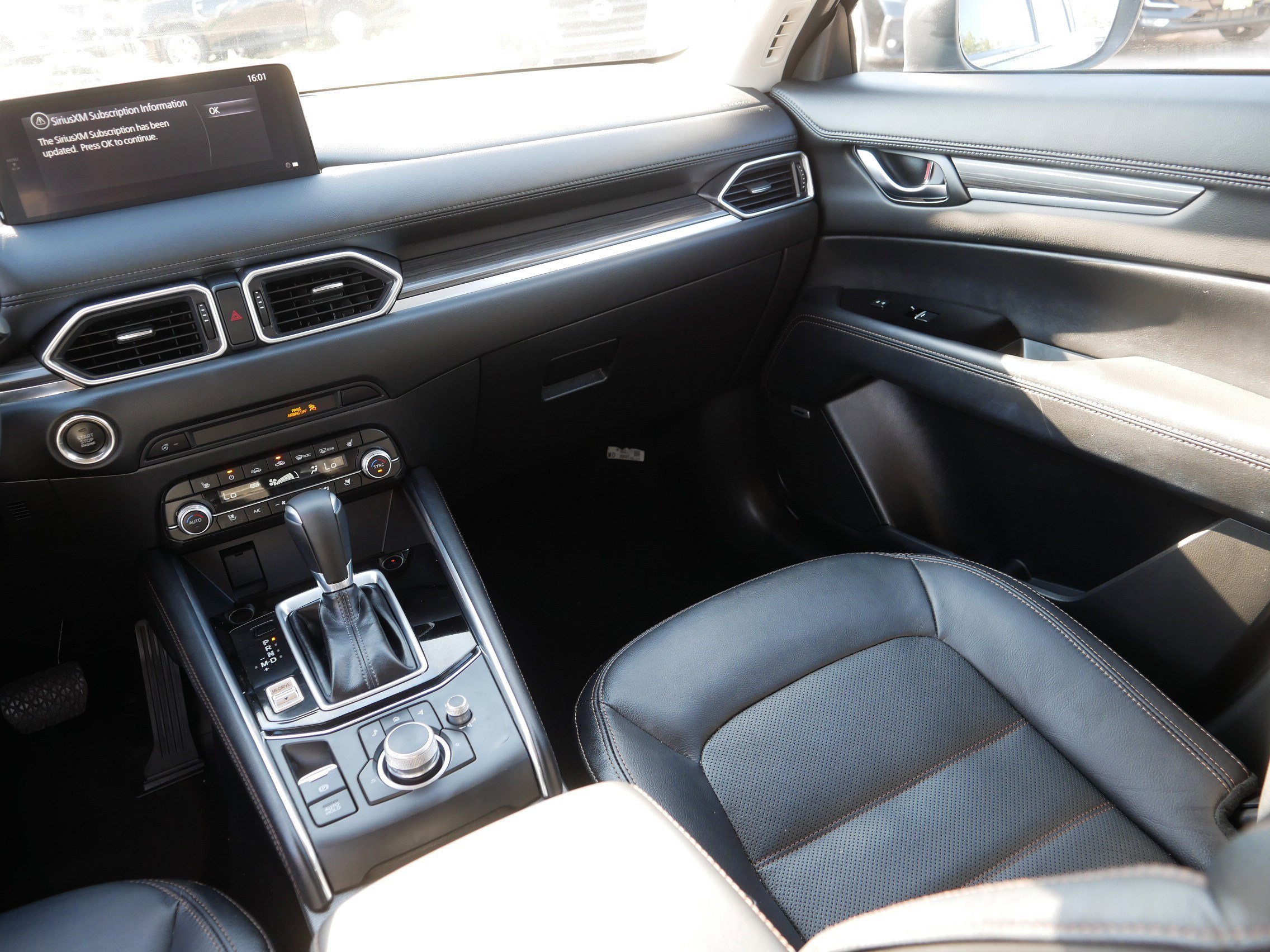 2023 Mazda CX-5 2.5 Premium Plus photo 11