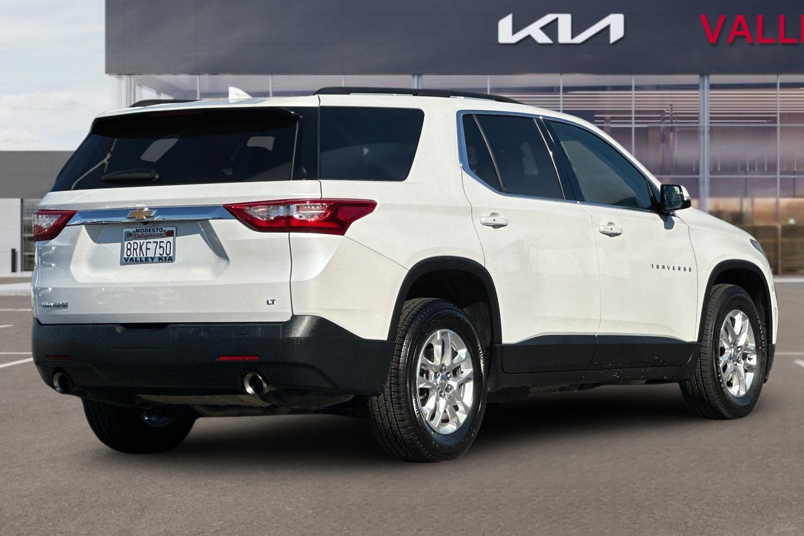 2019 Chevrolet Traverse photo 3