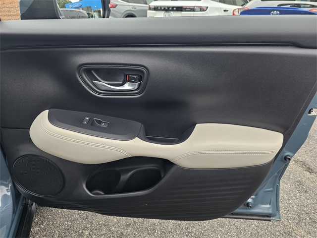 2025 Honda HR-V LX photo 12