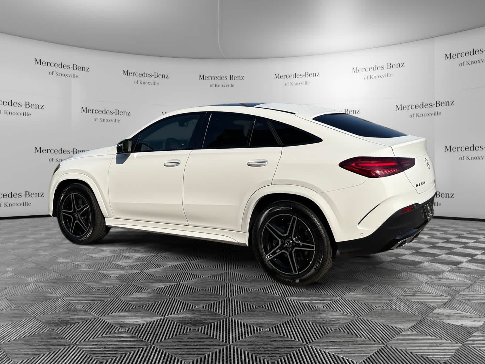 2026 Mercedes Benz GLE 450 4MATIC photo 2