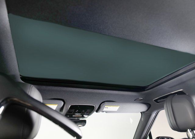2025 Land Rover Range Rover Sport SE photo 21