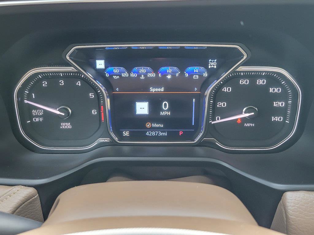 2021 GMC YUKON - Image 18