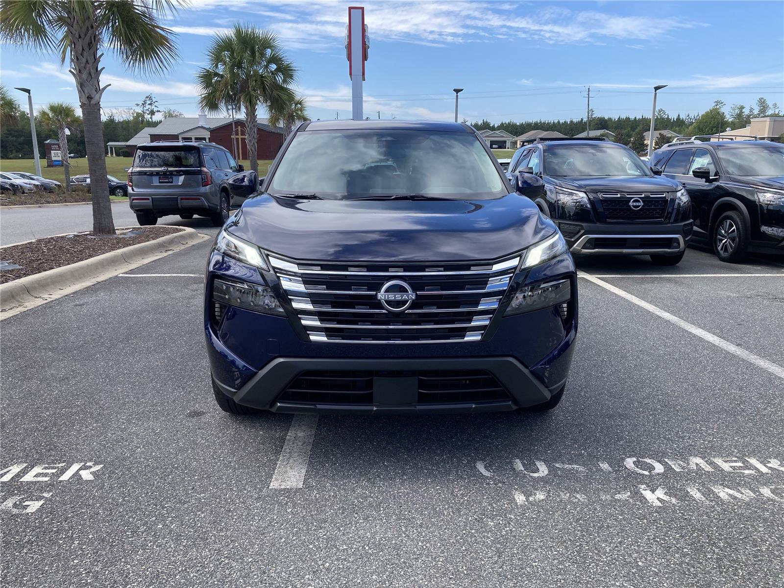 2026 Nissan Rogue SV photo 3