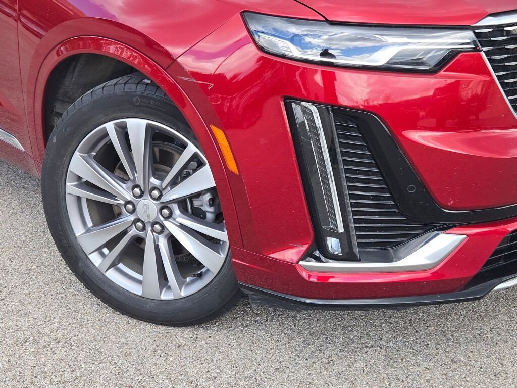 2023 Cadillac XT6 Premium Luxury photo 3