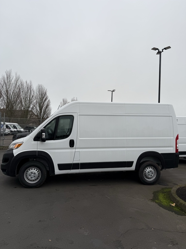 2026 Ram ProMaster 1500 photo 3