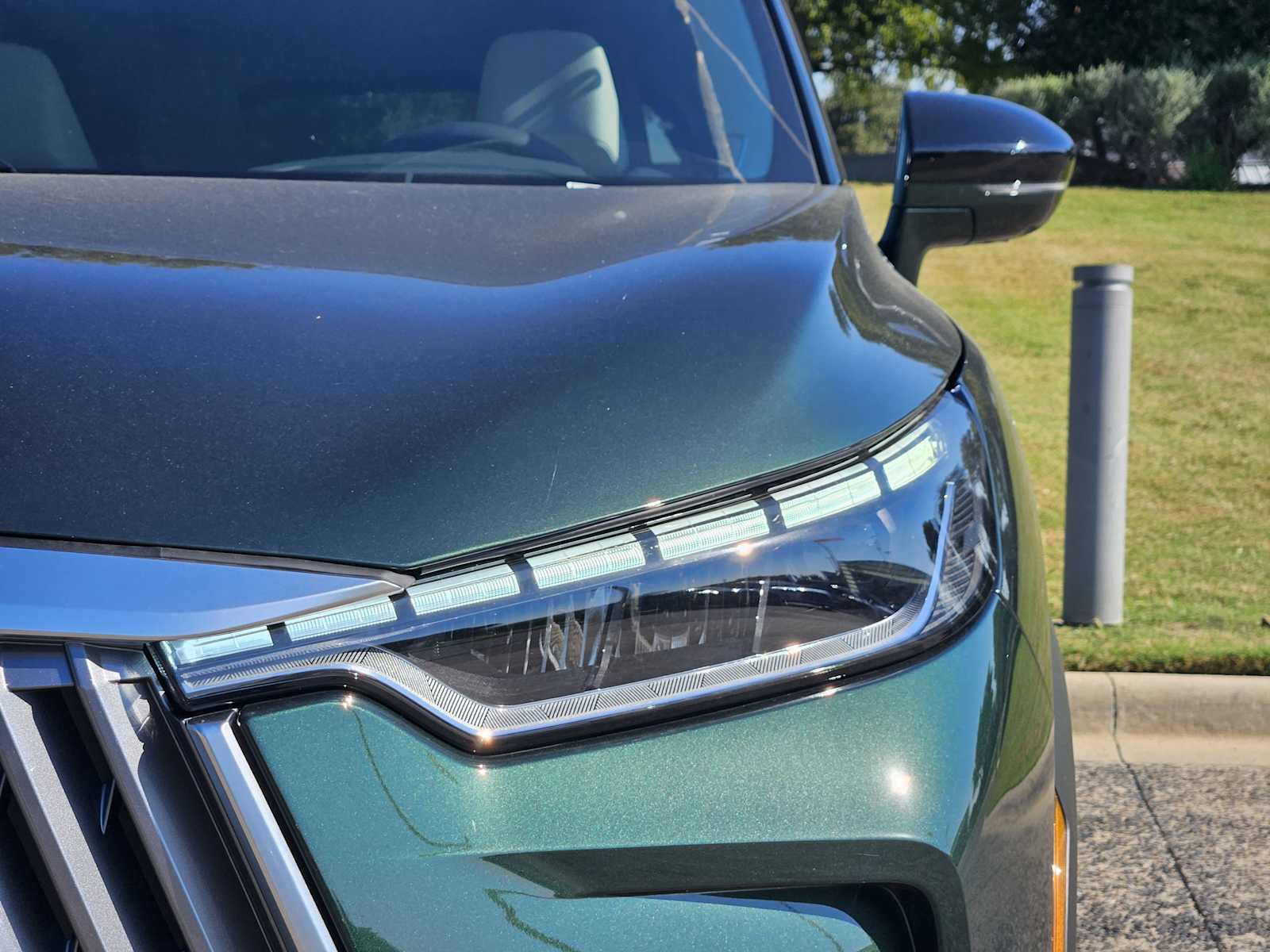 2026 Infiniti QX60 Luxe photo 4