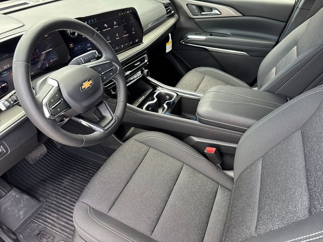 2026 Chevrolet Traverse photo 10