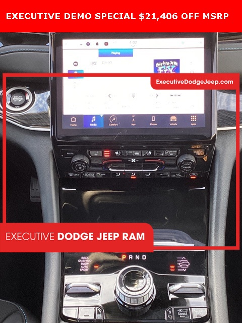 2023 Jeep Grand Cherokee Trailhawk 4xe photo 11