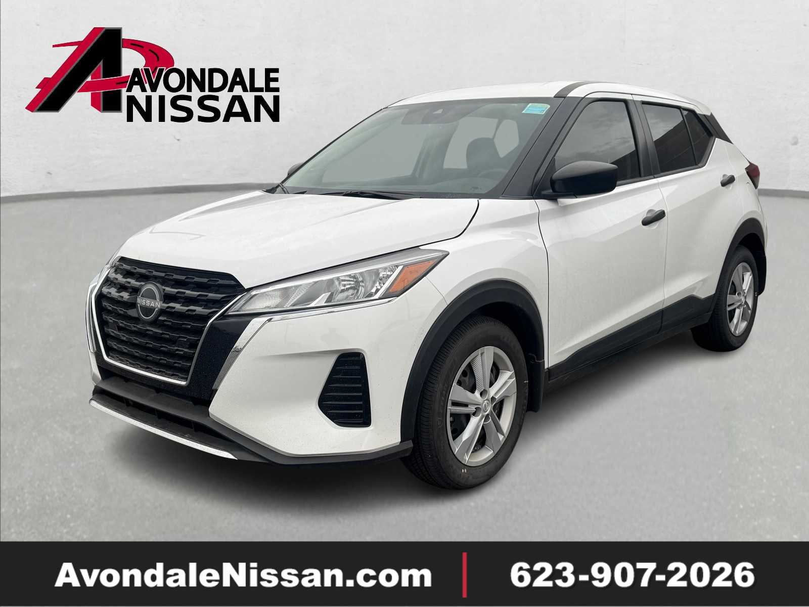 2025 Nissan KICKS PLAY Base's photo