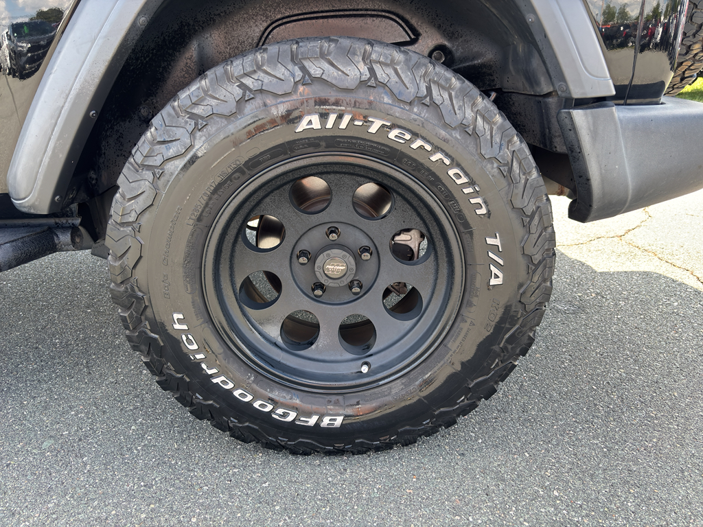 2020 Jeep Wrangler Sport S photo 14