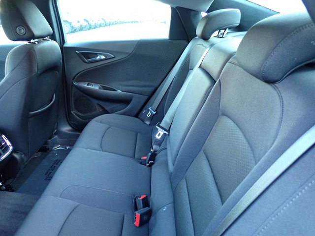 2023 Chevrolet Malibu 1LT photo 12