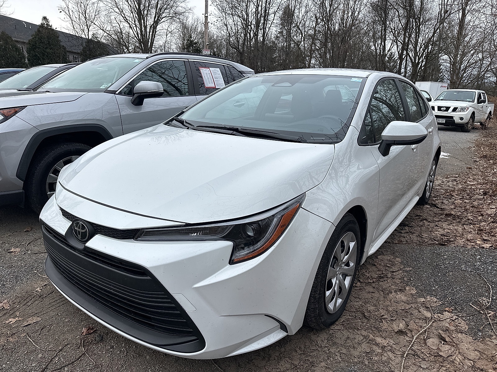 2025 Toyota Corolla LE's photo