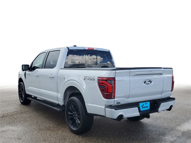 2025 Ford F-150 Lariat photo 3