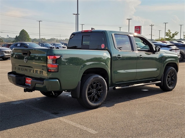 2026 Nissan Frontier Crew Cab SV photo 3