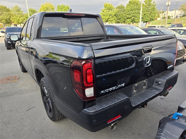 2023 Honda Ridgeline Black Edition photo 4