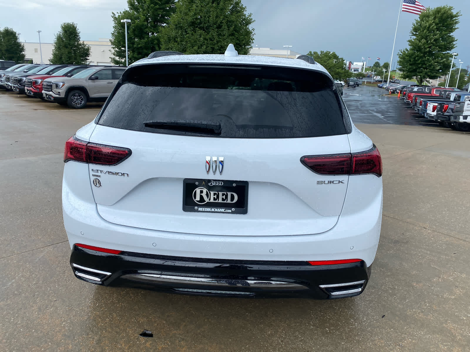 2025 Buick Envision Sport Touring photo 7