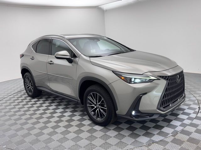2022 Lexus NX 350 Premium photo 3
