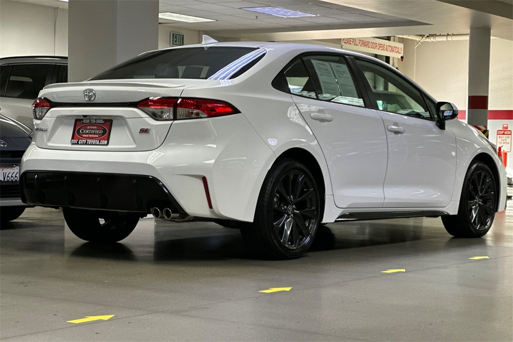 2025 Toyota Corolla SE photo 4
