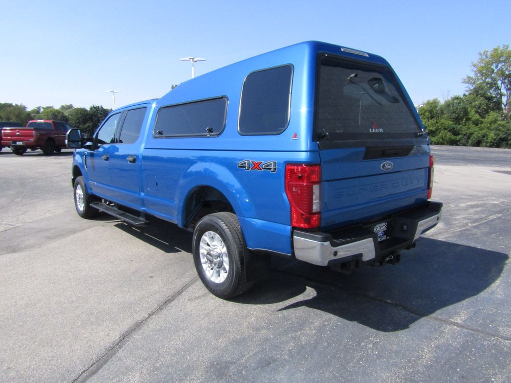 2020 Ford F-350 XLT photo 3