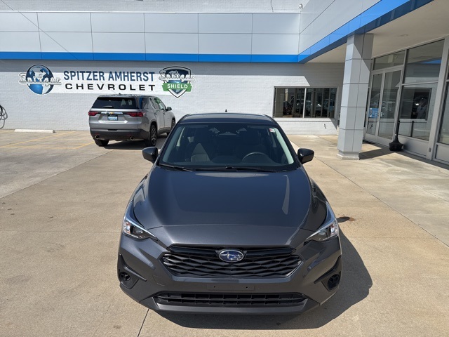 2024 Subaru Impreza Base photo 3