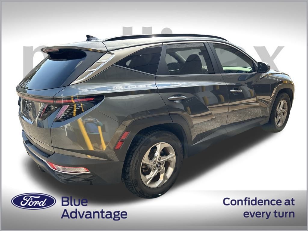 2022 Hyundai Tucson SEL photo 2
