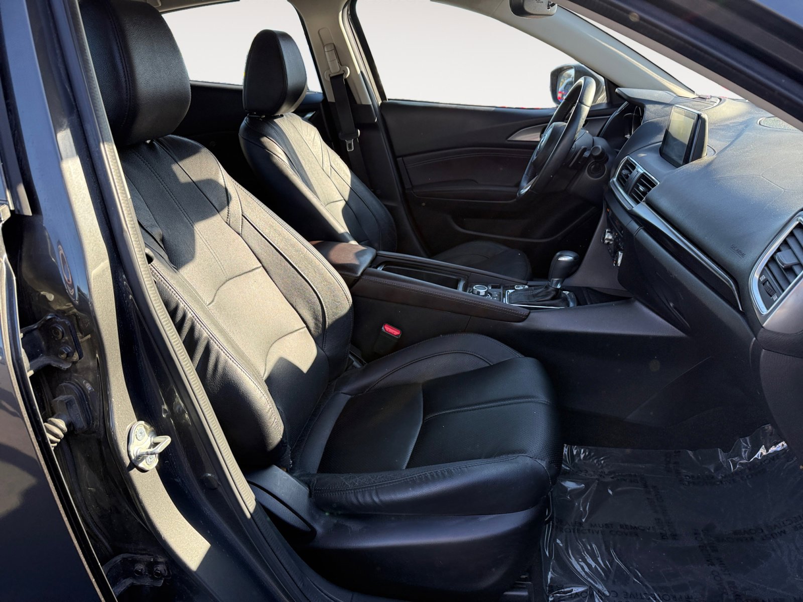 2018 Mazda Mazda3 Grand Touring photo 19