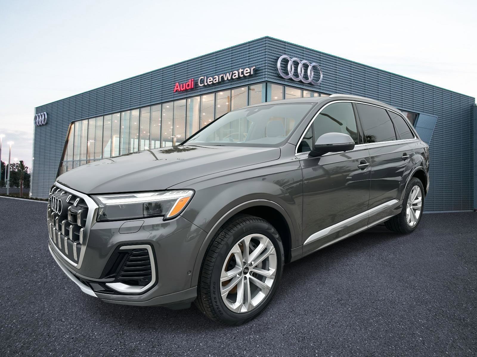 2025 Audi Q7 Premium's photo