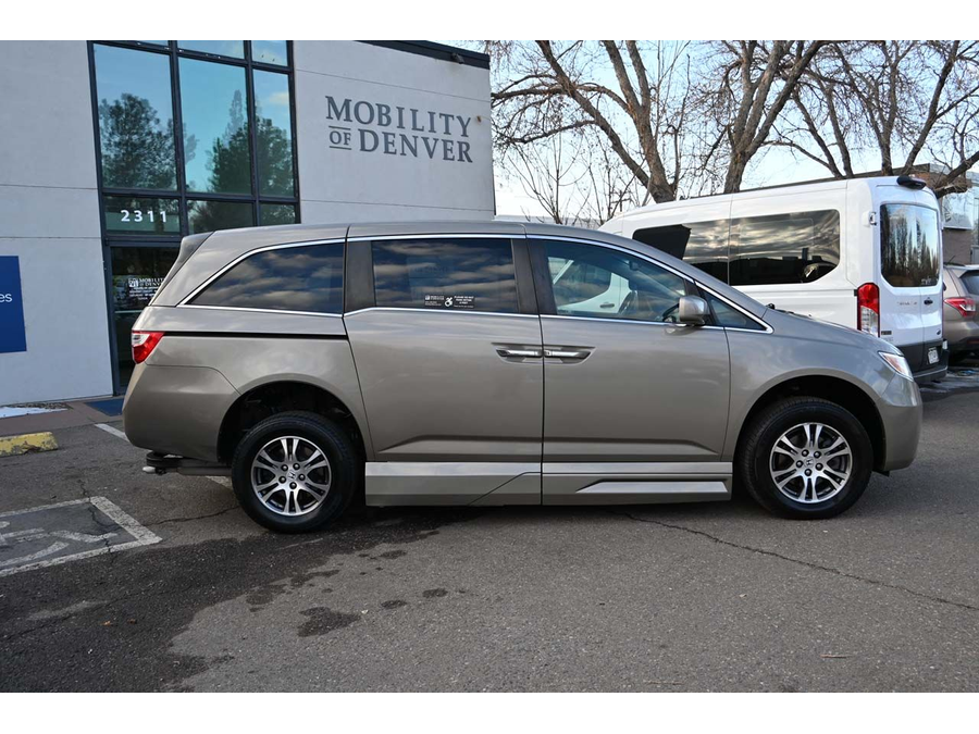 2011 Honda Odyssey EX-L photo 5