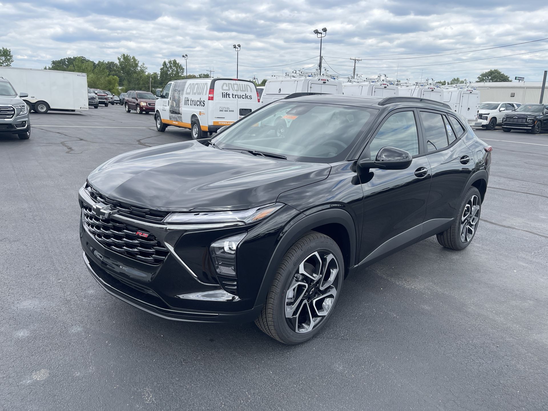 2025 Chevrolet Trax photo 3