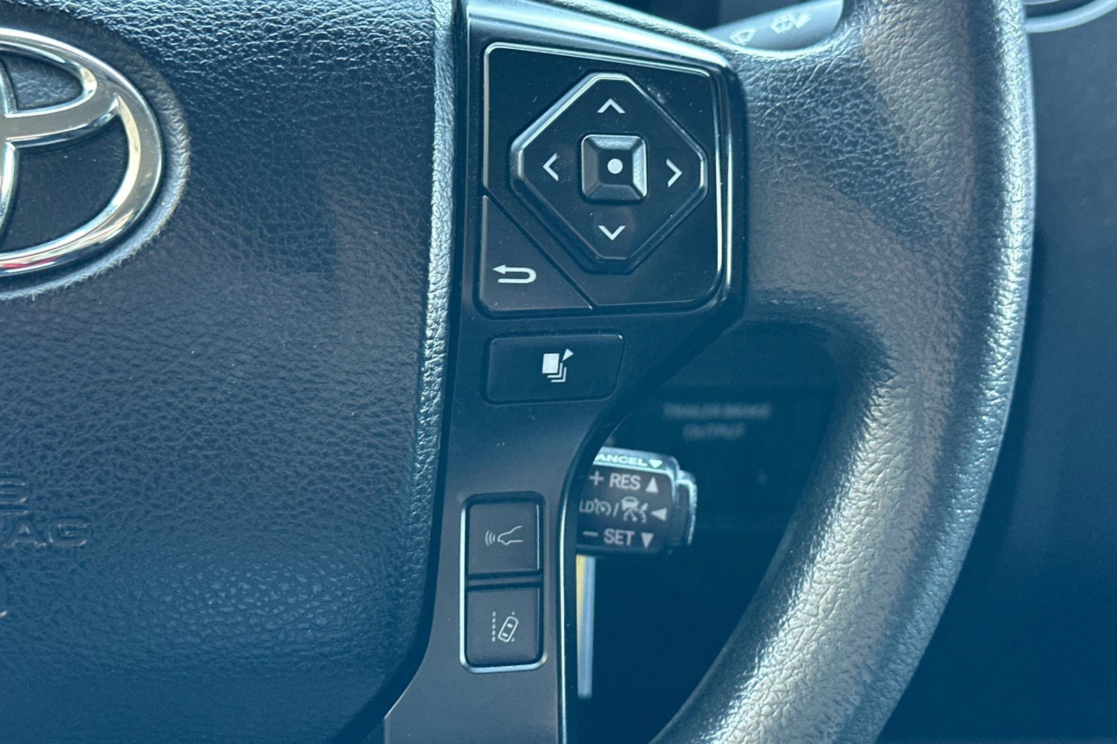 2021 Toyota Tundra SR5 Grade photo 27